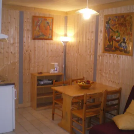 Campeggio Camping Le Soleil Rouge Désaignes