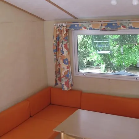 Camping Le Soleil Rouge