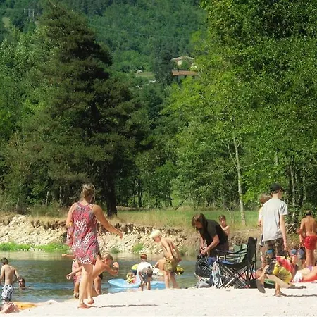 Campeggio Camping Le Soleil Rouge Désaignes